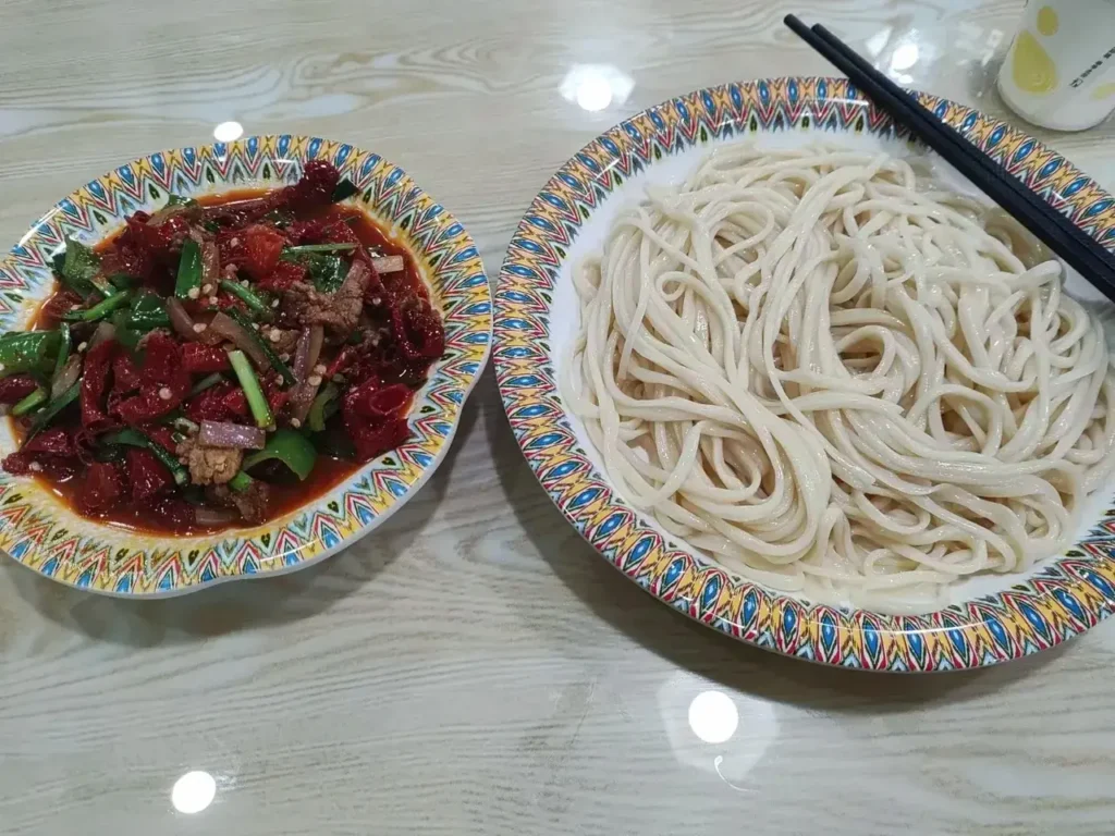 Xinjiang Stir-Fried Noodles