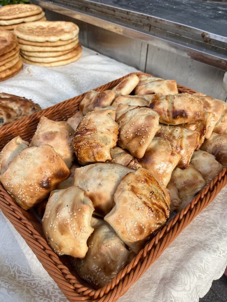 Xinjiang-style grilled buns