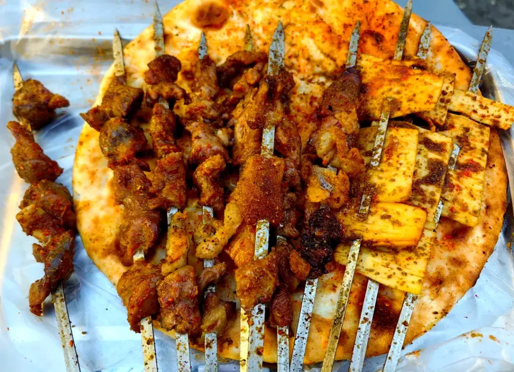 Guide to Purchasing and Savouring Naan