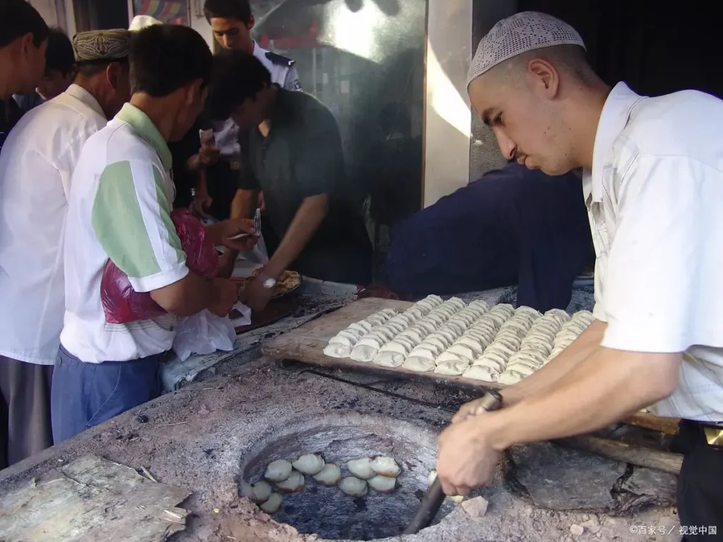 Xinjiang Roasted Buns
