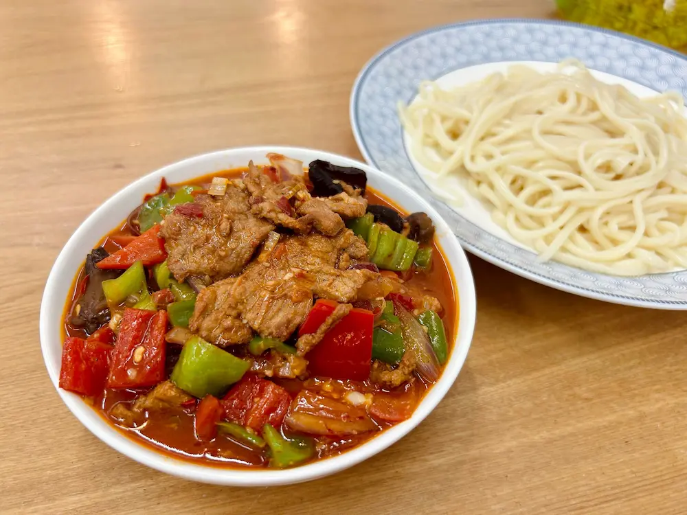 Xinjiang Stir-Fried Noodles
