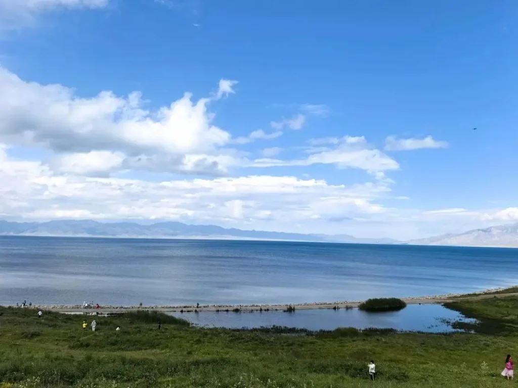 Sayram Lake Travel Guide